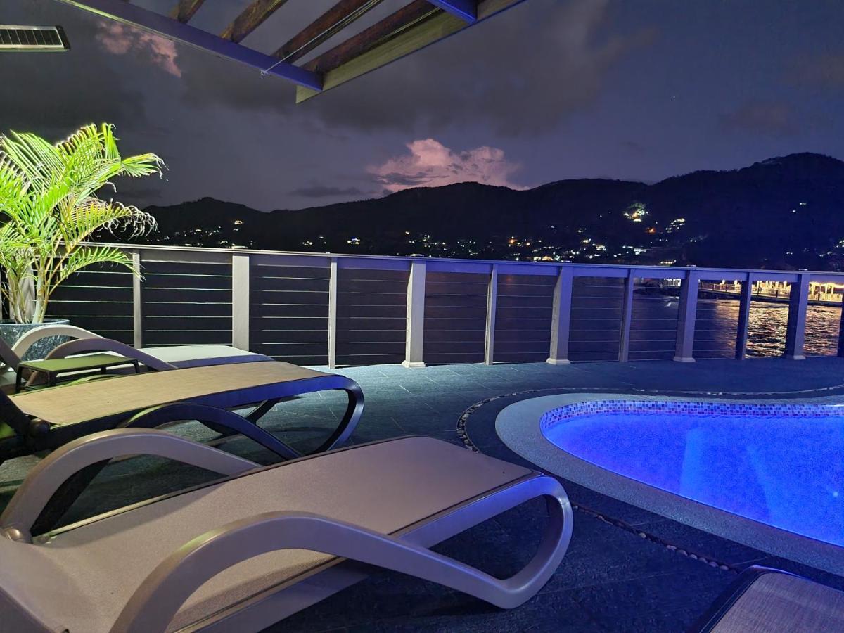 Drake Seaside Studio Apartments 벨옴브레 외부 사진