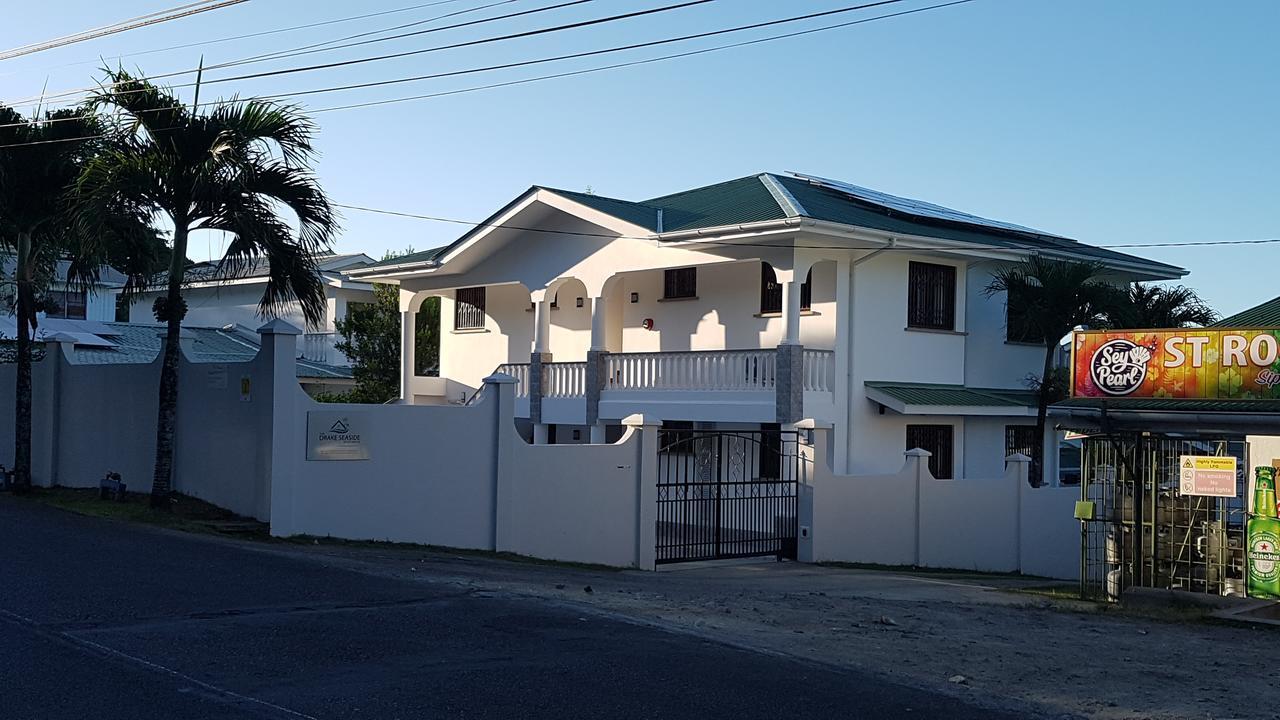 Drake Seaside Studio Apartments 벨옴브레 외부 사진